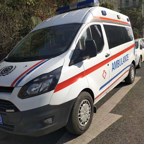 加格达奇品质救护车出租,为您的健康出行负责